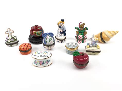 vintage trinket boxes collectible